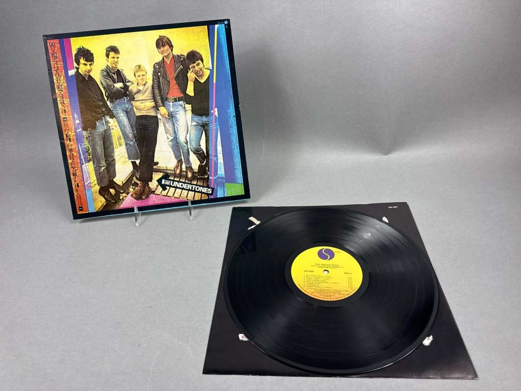 Property photo 315 - TIMED ONLINE ONLY MUSIC LEGENDS MEMORABILIA AUCTION IN ALLEN COUNTY INDIANA