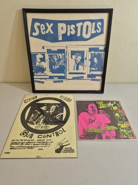 Property photo 323 - TIMED ONLINE ONLY MUSIC LEGENDS MEMORABILIA AUCTION IN ALLEN COUNTY INDIANA