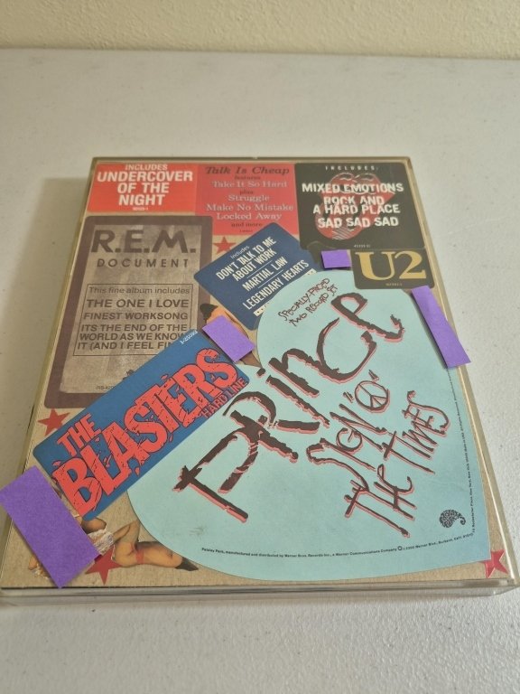Property photo 335 - TIMED ONLINE ONLY MUSIC LEGENDS MEMORABILIA AUCTION IN ALLEN COUNTY INDIANA