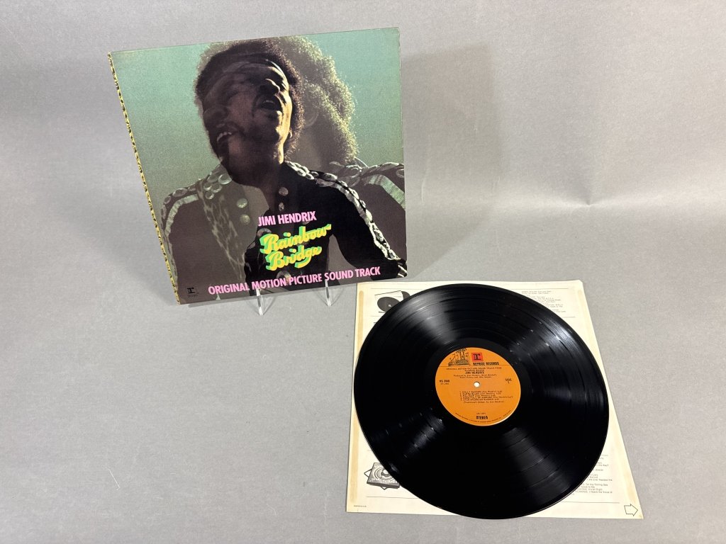 Property photo 374 - TIMED ONLINE ONLY MUSIC LEGENDS MEMORABILIA AUCTION IN ALLEN COUNTY INDIANA