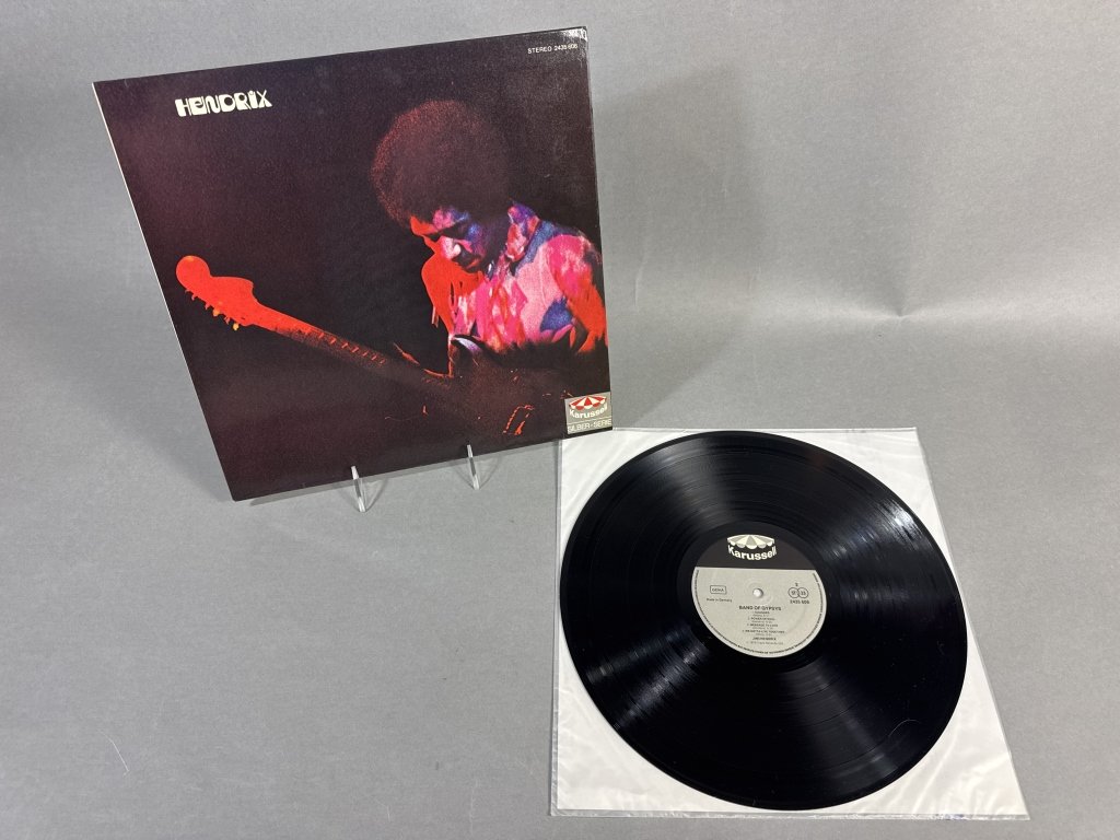 Property photo 377 - TIMED ONLINE ONLY MUSIC LEGENDS MEMORABILIA AUCTION IN ALLEN COUNTY INDIANA