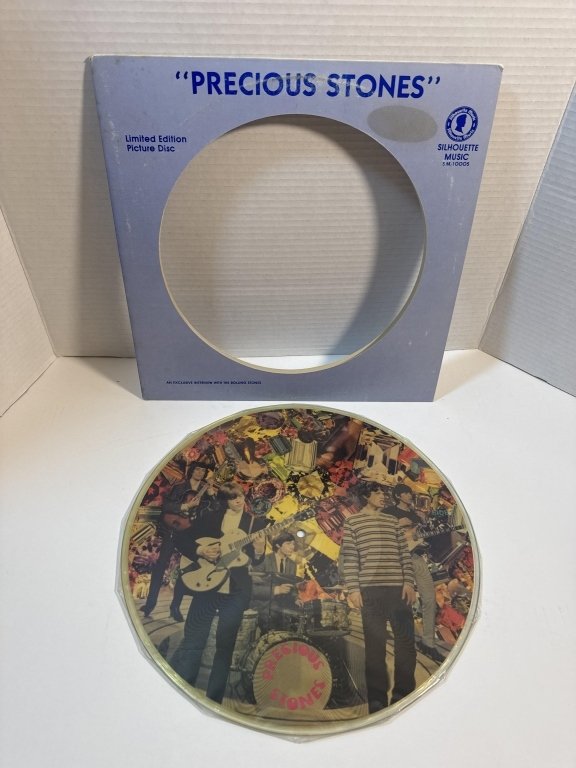 Property photo 380 - TIMED ONLINE ONLY MUSIC LEGENDS MEMORABILIA AUCTION IN ALLEN COUNTY INDIANA