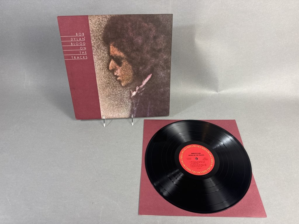 Property photo 398 - TIMED ONLINE ONLY MUSIC LEGENDS MEMORABILIA AUCTION IN ALLEN COUNTY INDIANA