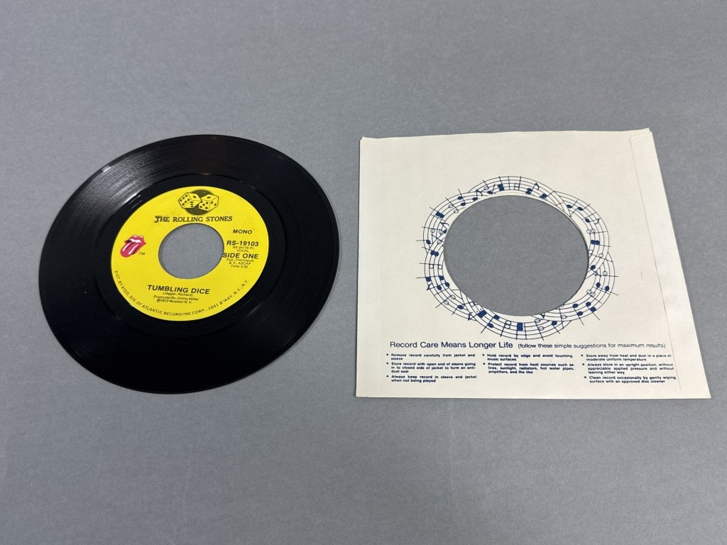 Property photo 424 - TIMED ONLINE ONLY MUSIC LEGENDS MEMORABILIA AUCTION IN ALLEN COUNTY INDIANA