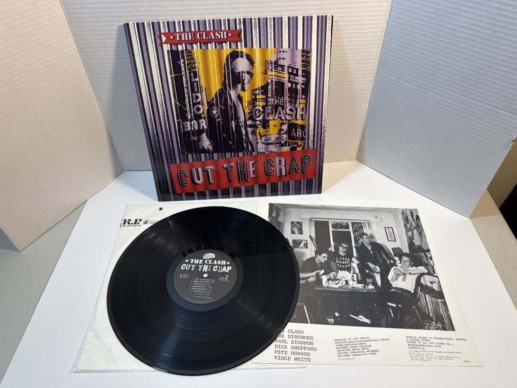 Property photo 461 - TIMED ONLINE ONLY MUSIC LEGENDS MEMORABILIA AUCTION IN ALLEN COUNTY INDIANA