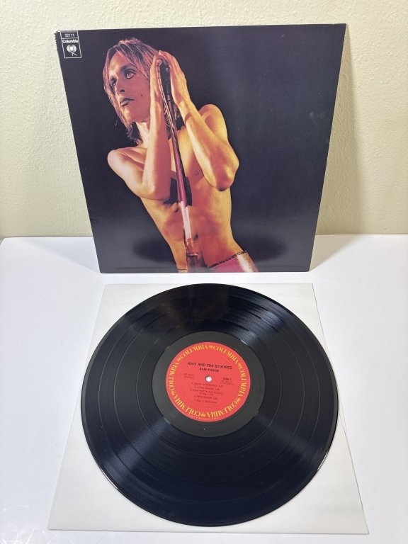 Property photo 480 - TIMED ONLINE ONLY MUSIC LEGENDS MEMORABILIA AUCTION IN ALLEN COUNTY INDIANA
