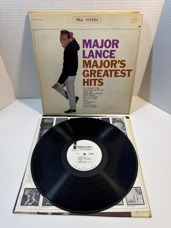 Property photo 491 - TIMED ONLINE ONLY MUSIC LEGENDS MEMORABILIA AUCTION IN ALLEN COUNTY INDIANA