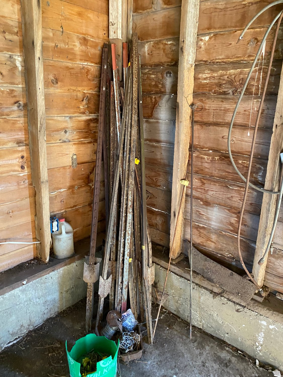 Property photo 83 - TIMED ONLINE ONLY PERSONAL PROPERTY AUCTION IN LAGRANGE COUNTY, INDIANA