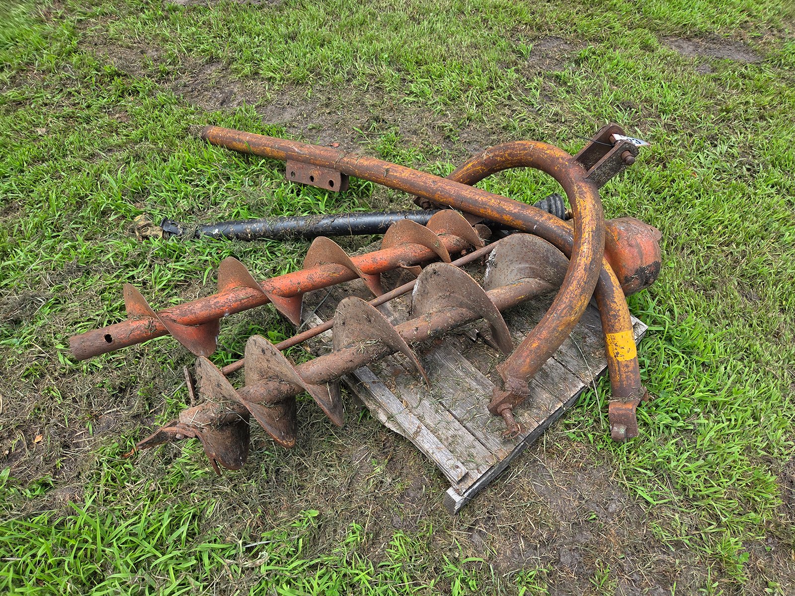 Property photo 9 - TIMED ONLINE ONLY FARM EQUIPMENT AUCTION IN KOSCIUSKO COUNTY, INDIANA