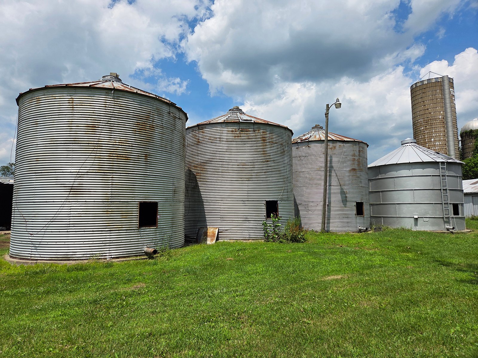 Property photo 15 - TIMED ONLINE ONLY FARM EQUIPMENT AUCTION IN KOSCIUSKO COUNTY, INDIANA