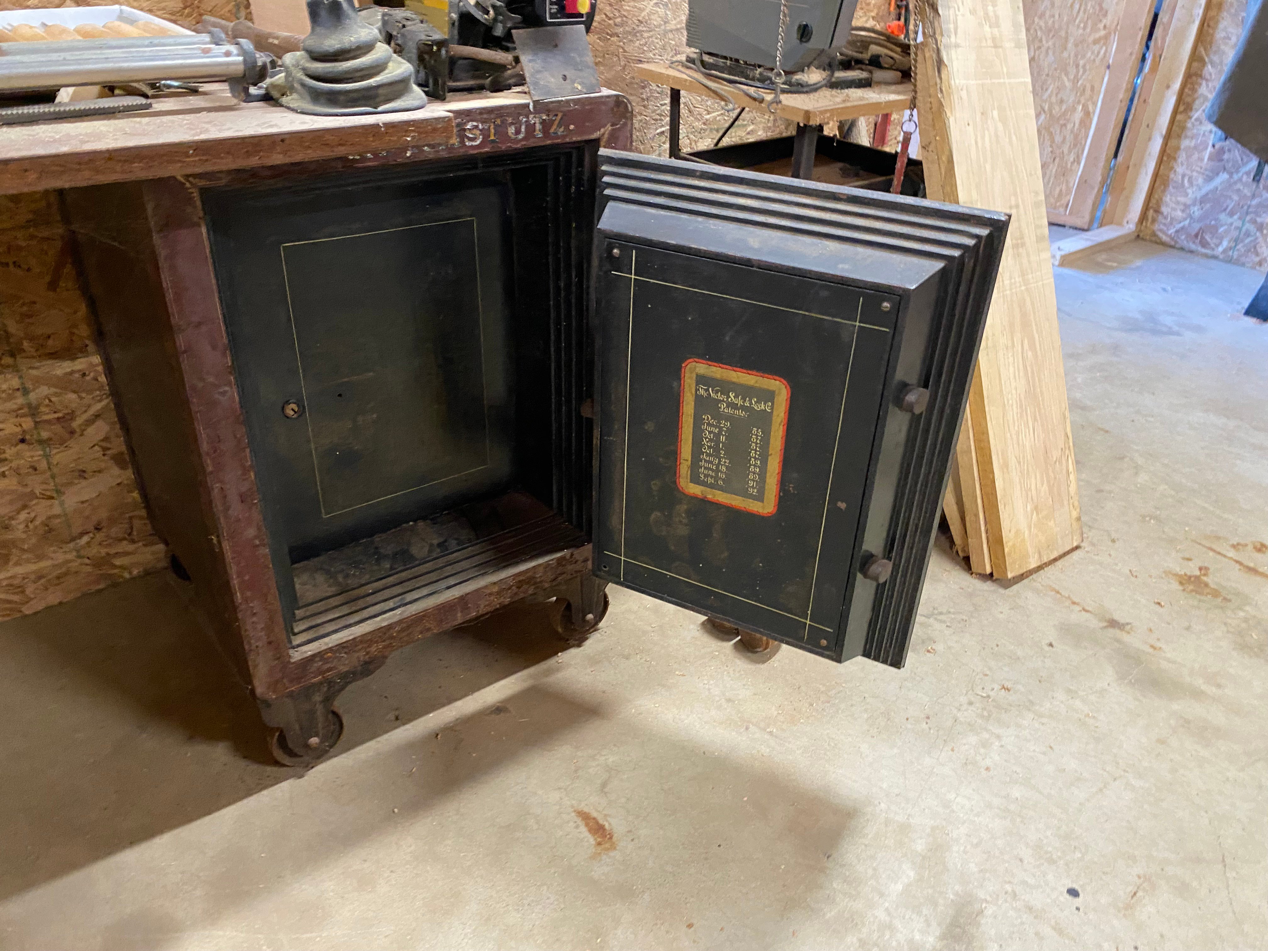 Property photo 30 - TIMED ONLINE ONLY PERSONAL PROPERTY AUCTION IN STEUBEN COUNTY, INDIANA