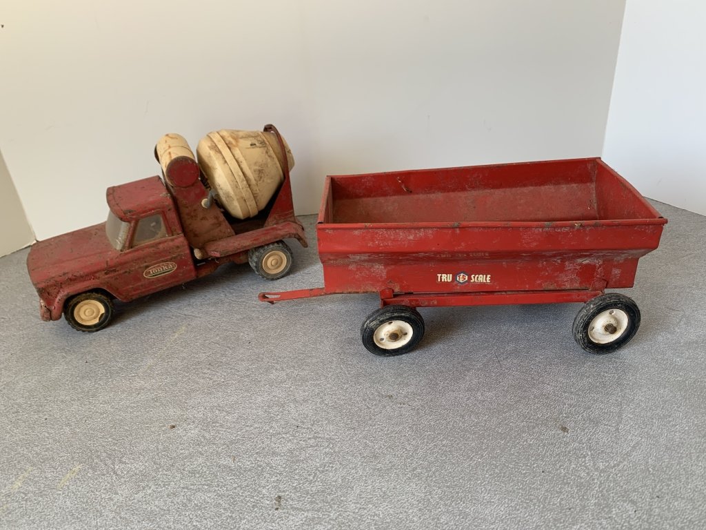 Property photo 52 - TIMED ONLINE ONLY PERSONAL PROPERTY AUCTION IN ADAMS COUNTY, INDIANA