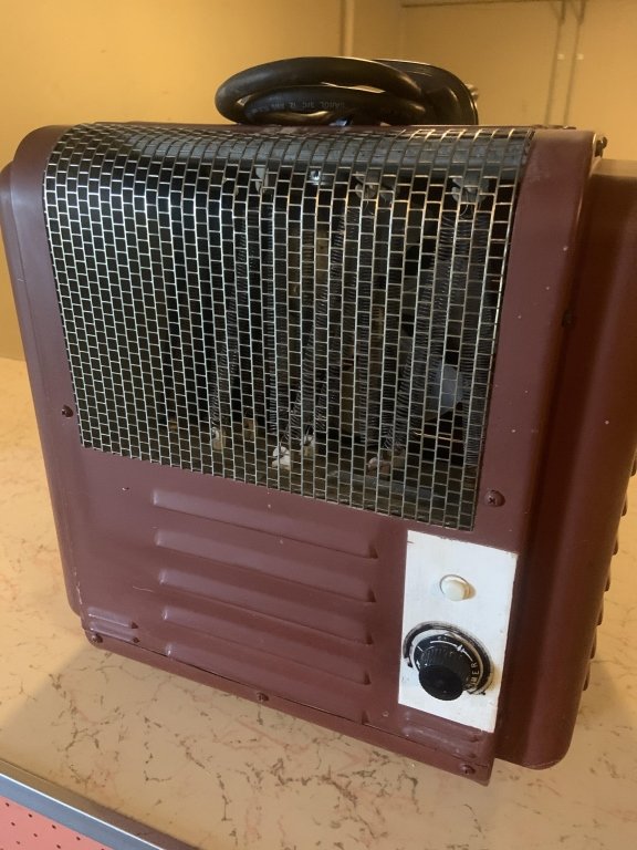 Property photo 174 - TIMED ONLINE ONLY PERSONAL PROPERTY AUCTION IN ADAMS COUNTY, INDIANA