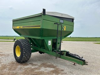 Property photo 38 - FARM EQUIPMENT AUCTION IN FAYETTE COUNTY, OHIO