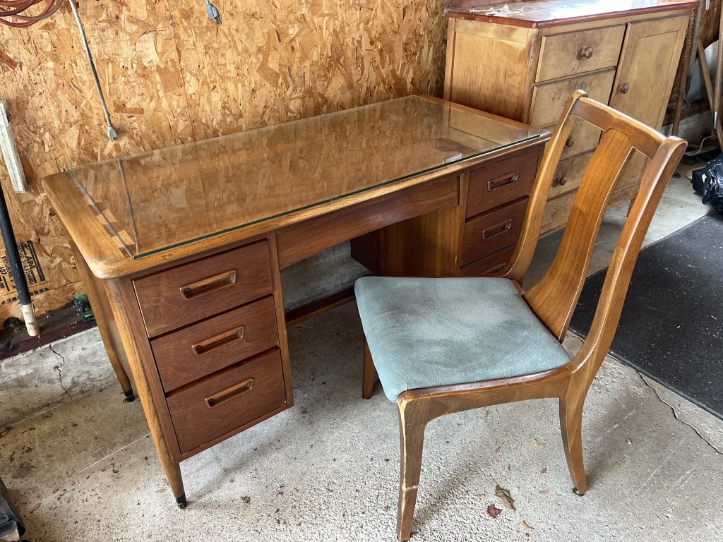 Property photo 162 - TIMED ONLINE ONLY PERSONAL PROPERTY AUCTION IN ALLEN COUNTY, INDIANA