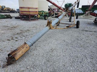 Property photo 32 - FARM EQUIPMENT AUCTION IN PULASKI COUNTY INDIANA