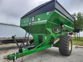 Property photo 38 - FARM EQUIPMENT AUCTION IN PULASKI COUNTY INDIANA