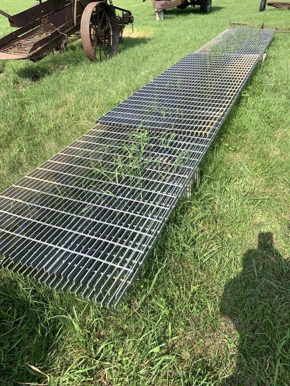Property photo 402 - TIMED ONLINE ONLY PERSONAL PROPERTY AUCTION IN NOBLE COUNTY INDIANA