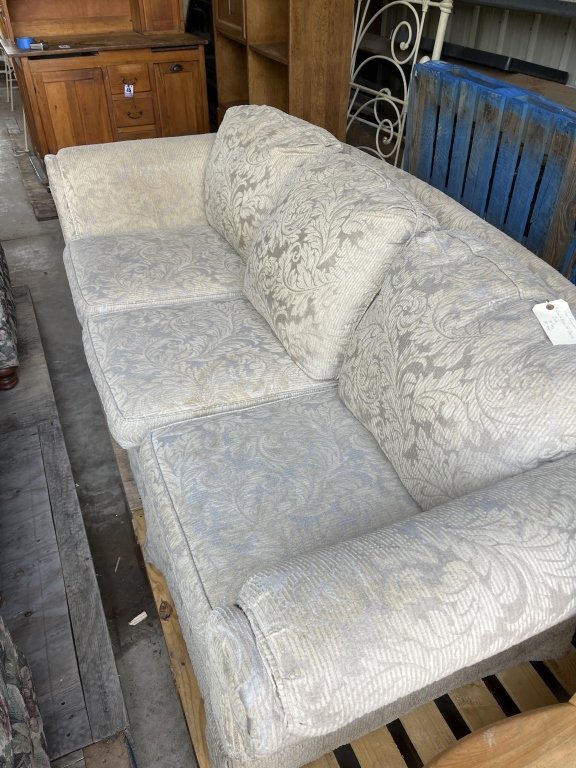 Property photo 447 - TIMED ONLINE ONLY PERSONAL PROPERTY AUCTION IN NOBLE COUNTY INDIANA