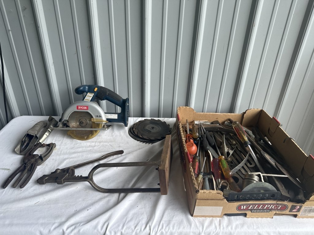 Property photo 10 - TIMED ONLINE ONLY PERSONAL PROPERTY AUCTION IN BRANCH COUNTY MICHIGAN