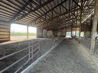 Transition Barn - FARMLAND AUCTION -747.5+/-ACRES OFFERED IN 11 TRACTS IN FRANKLIN COUNTY, WASHINGTON
