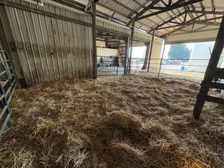 Transition Barn - FARMLAND AUCTION -747.5+/-ACRES OFFERED IN 11 TRACTS IN FRANKLIN COUNTY, WASHINGTON