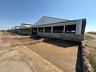 Manure System - FARMLAND AUCTION -747.5+/-ACRES OFFERED IN 11 TRACTS IN FRANKLIN COUNTY, WASHINGTON
