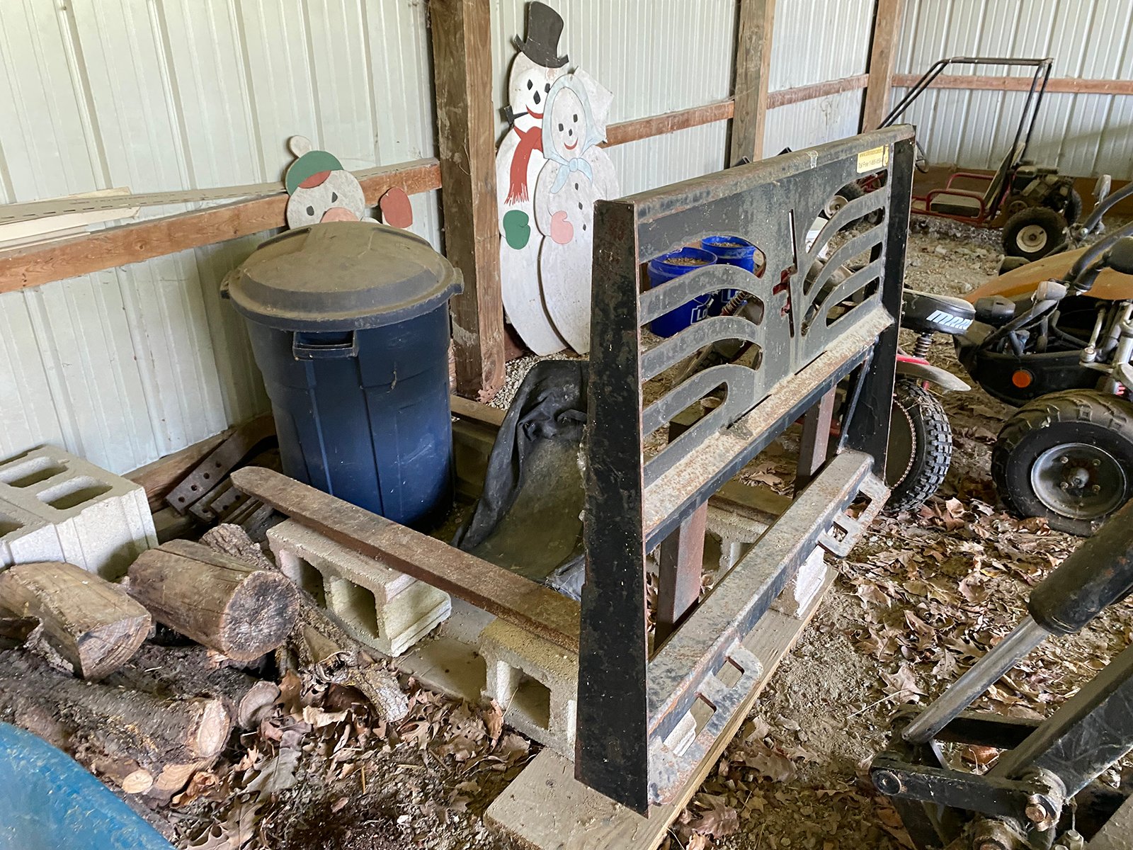 Property photo 6 - TIMED ONLINE ONLY PERSONAL PROPERTY AUCTION IN WELLS COUNTY INDIANA