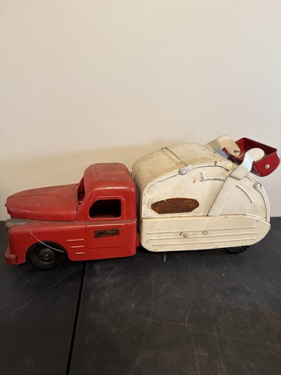 Property photo 3 - TIMED ONLINE ONLY PERSONAL PROPERTY AUCTION IN WHITLEY COUNTY, INDIANA