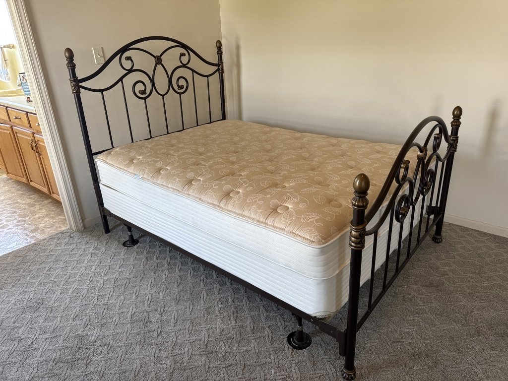 Property photo 82 - TIMED ONLINE ONLY PERSONAL PROPERTY AUCTION IN WHITLEY COUNTY, INDIANA