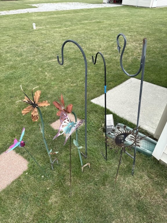 Property photo 98 - TIMED ONLINE ONLY PERSONAL PROPERTY AUCTION IN WHITLEY COUNTY, INDIANA