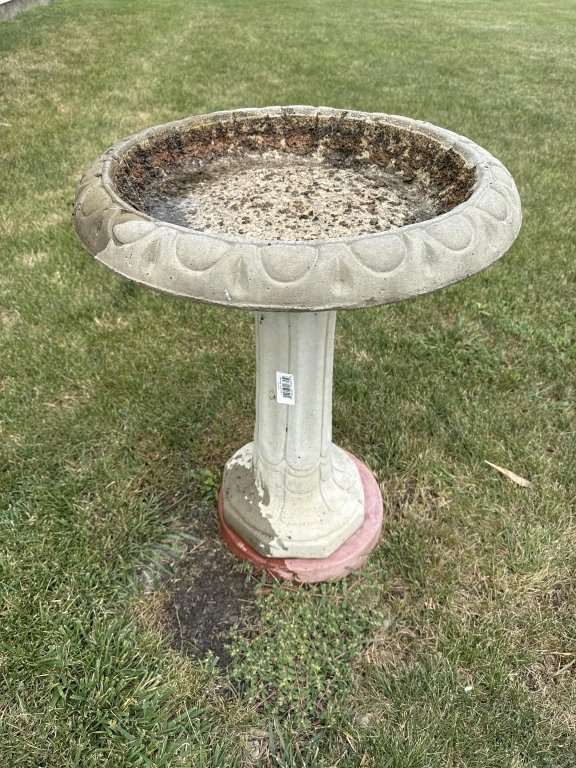 Property photo 100 - TIMED ONLINE ONLY PERSONAL PROPERTY AUCTION IN WHITLEY COUNTY, INDIANA