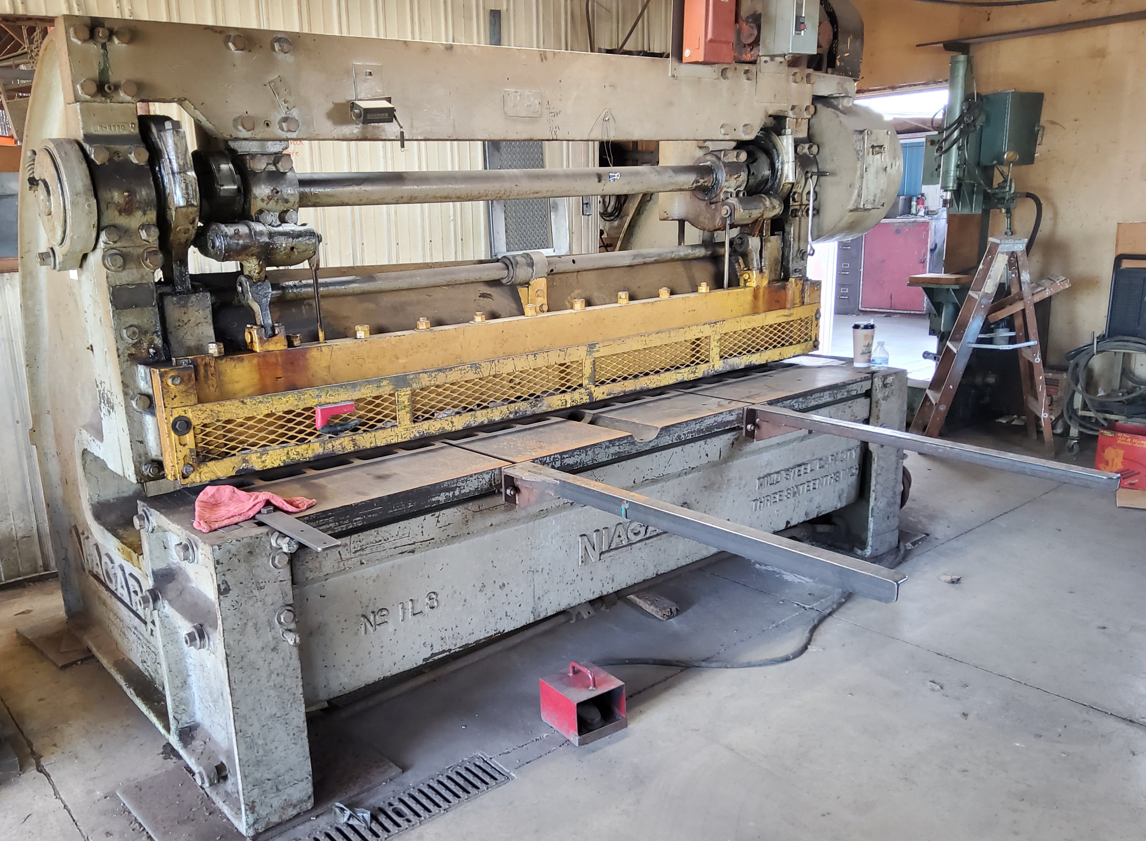 Property photo 26 - TIMED ONLINE ONLY PERSONAL PROPERTY AUCTION IN DEKALB COUNTY, INDIANA