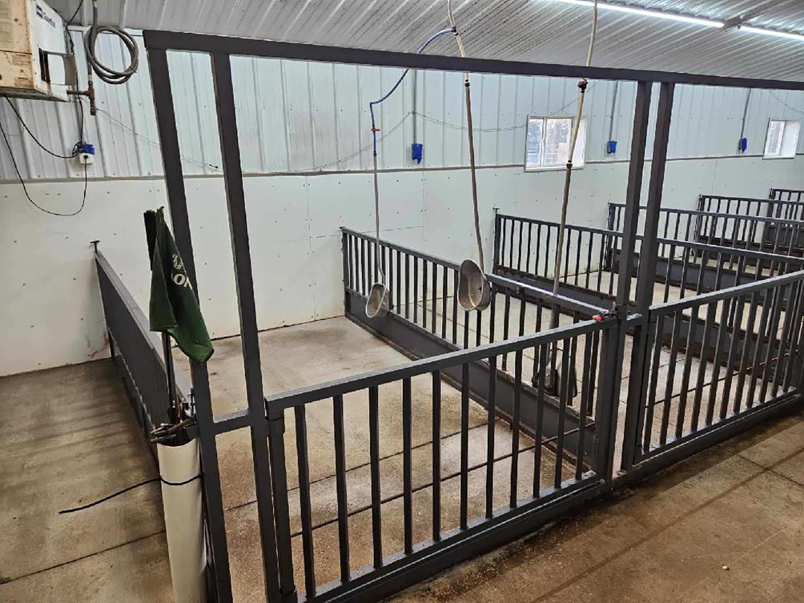 Property photo 2 - TIMED ONLINE SMALL EQUIPMENT AUCTION
