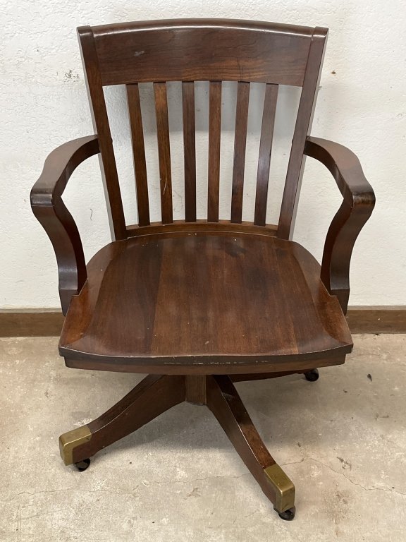 Property photo 519 - TIMED ONLINE ONLY PERSONAL PROPERTY AUCTION IN ALLEN COUNTY, INDIANA