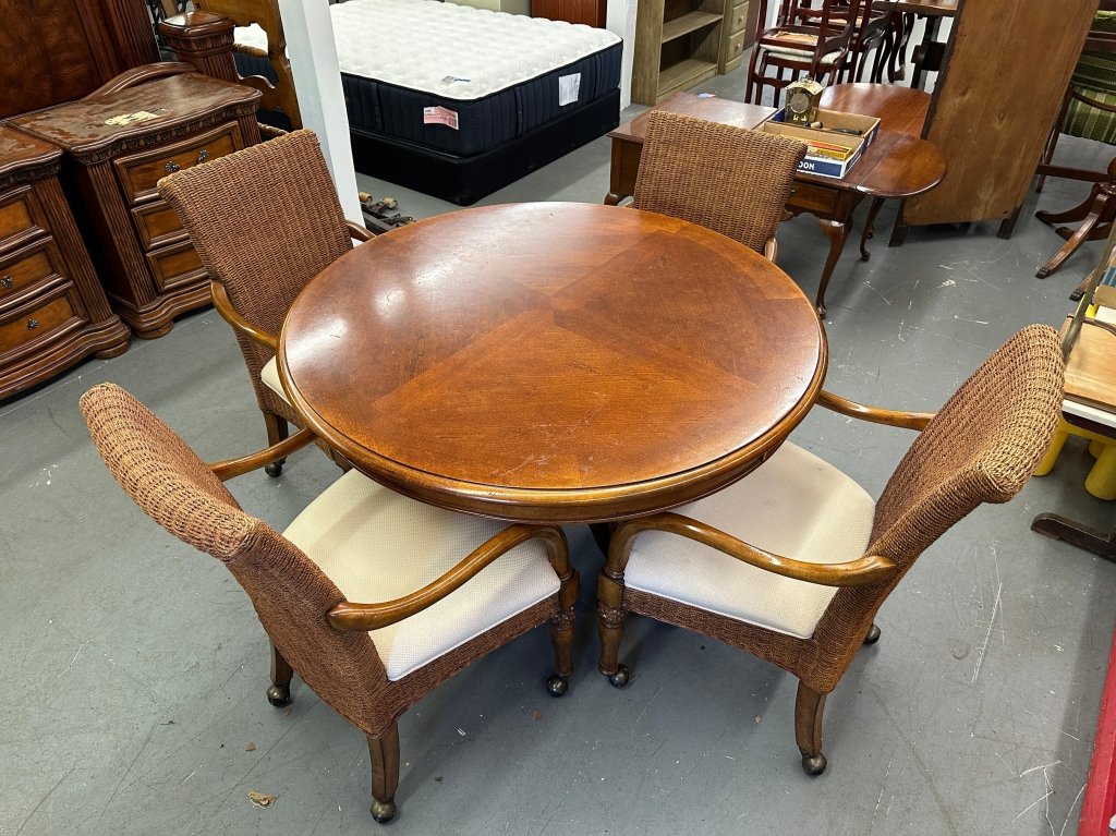 Property photo 8 - TIMED ONLINE ONLY PERSONAL PROPERTY AUCTION IN ALLEN COUNTY, INDIANA