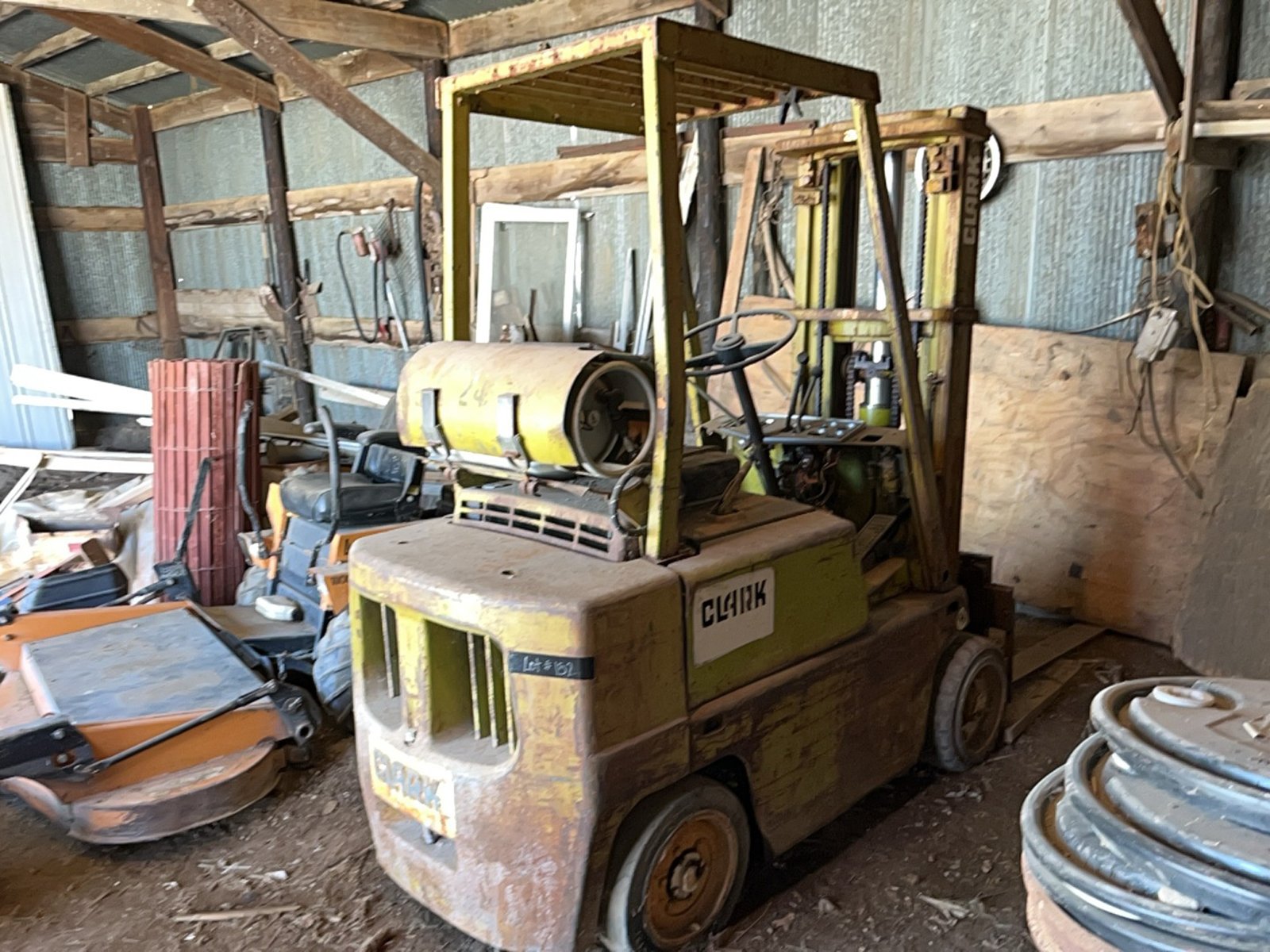 Property photo 8 - TIMED ONLINE ONLY PERSONAL PROPERTY AUCTION IN WABASH COUNTY, INDIANA