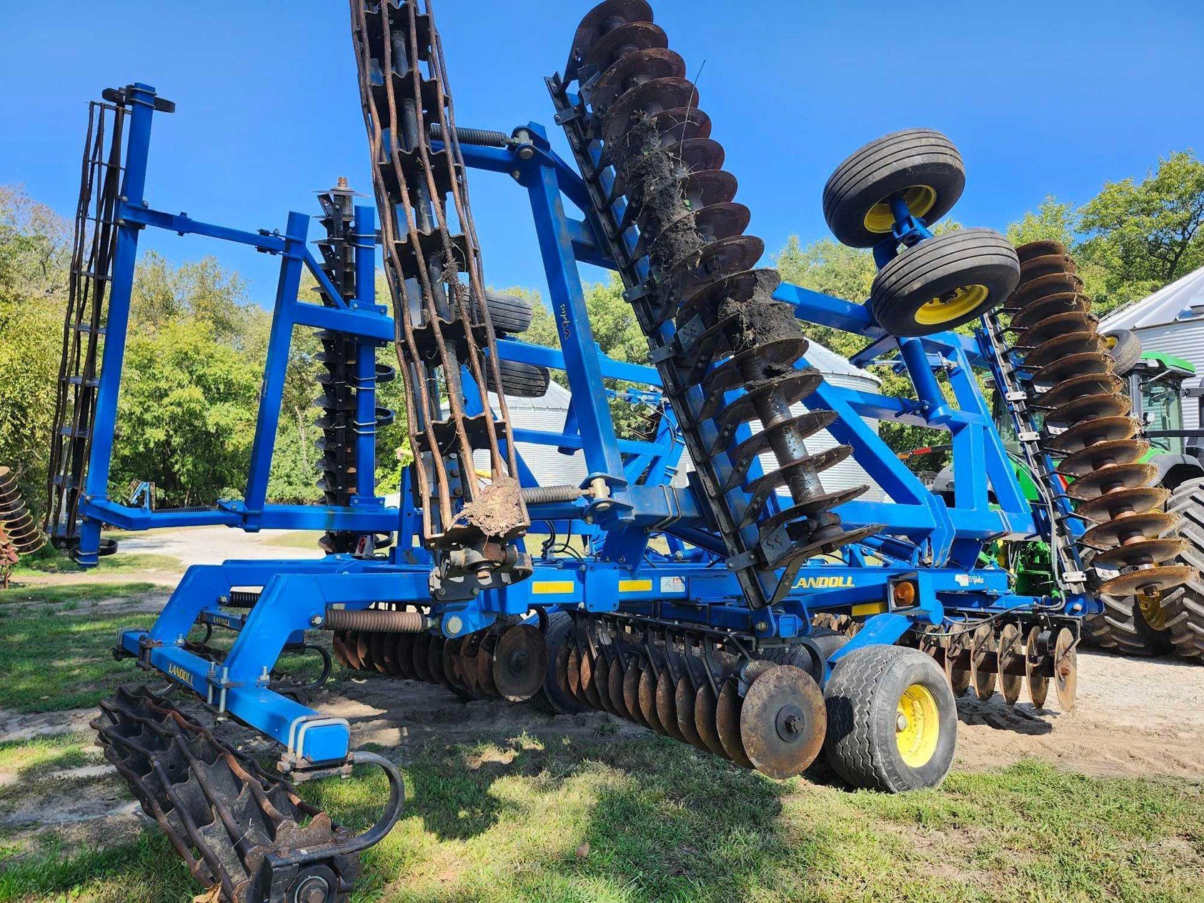 Property photo 16 - FARM EQUIPMENT AUCTION IN PULASKI COUNTY, INDIANA