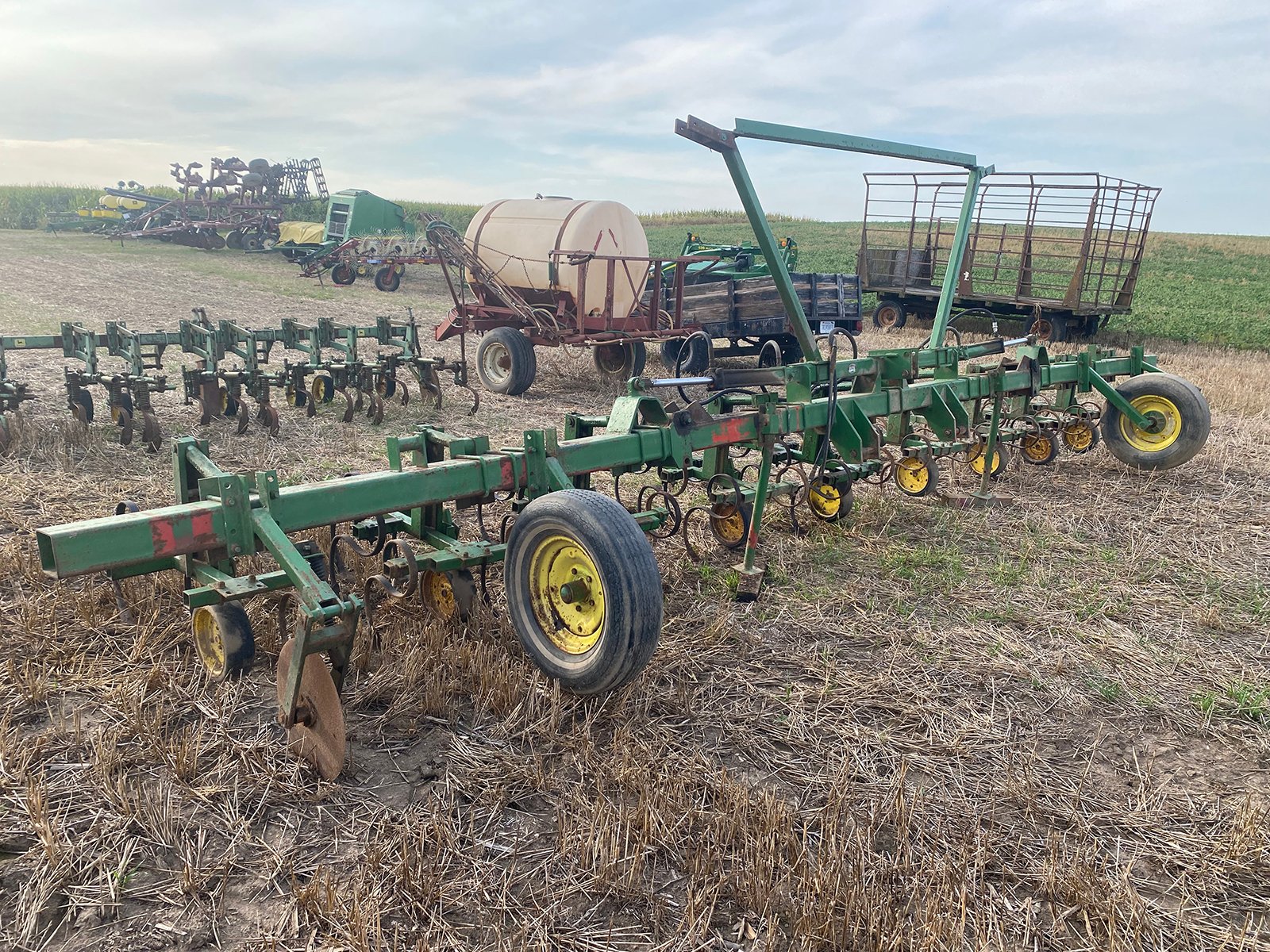 Property photo 5 - TIMED ONLINE ONLY FARM EQUIPMENT AUCTION IN LAGRANGE COUNTY, INDIANA