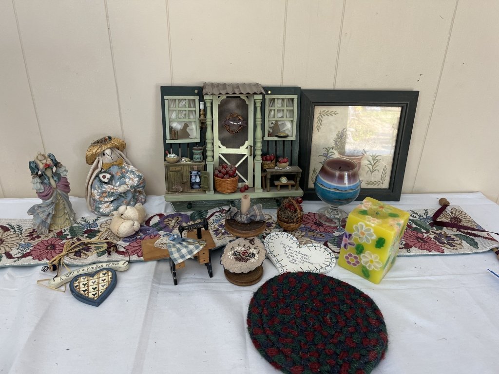Property photo 104 - TIMED ONLINE ONLY PERSONAL PROPERTY AUCTION IN ALLEN COUNTY, INDIANA