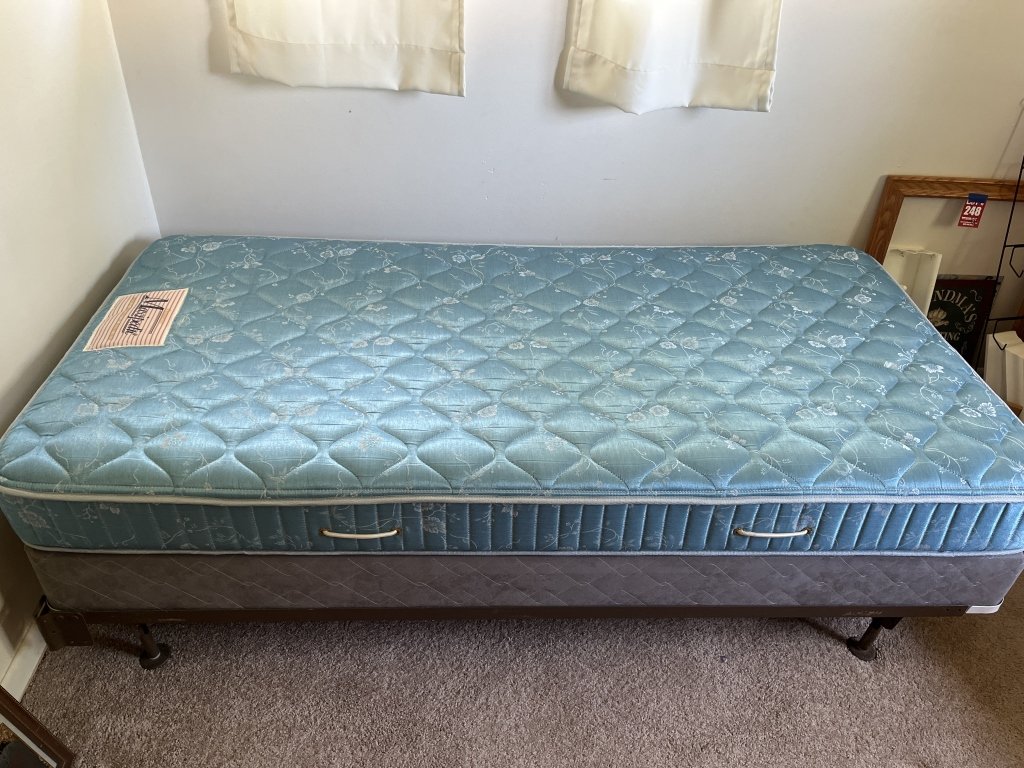 Property photo 191 - TIMED ONLINE ONLY PERSONAL PROPERTY AUCTION IN ALLEN COUNTY, INDIANA