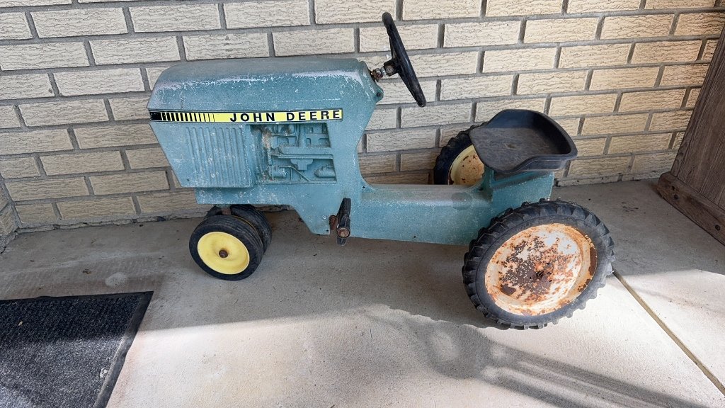 Property photo 229 - TIMED ONLINE ONLY PERSONAL PROPERTY AUCTION IN ALLEN COUNTY, INDIANA