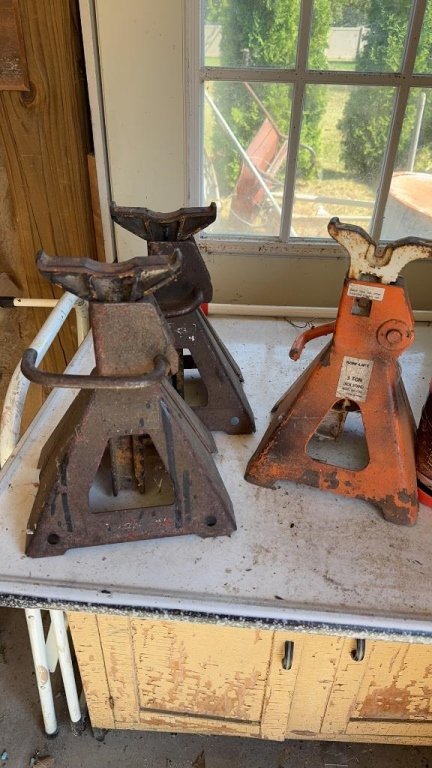 Property photo 335 - TIMED ONLINE ONLY PERSONAL PROPERTY AUCTION IN ALLEN COUNTY, INDIANA