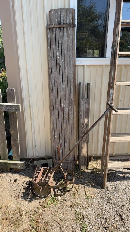 Property photo 410 - TIMED ONLINE ONLY PERSONAL PROPERTY AUCTION IN ALLEN COUNTY, INDIANA