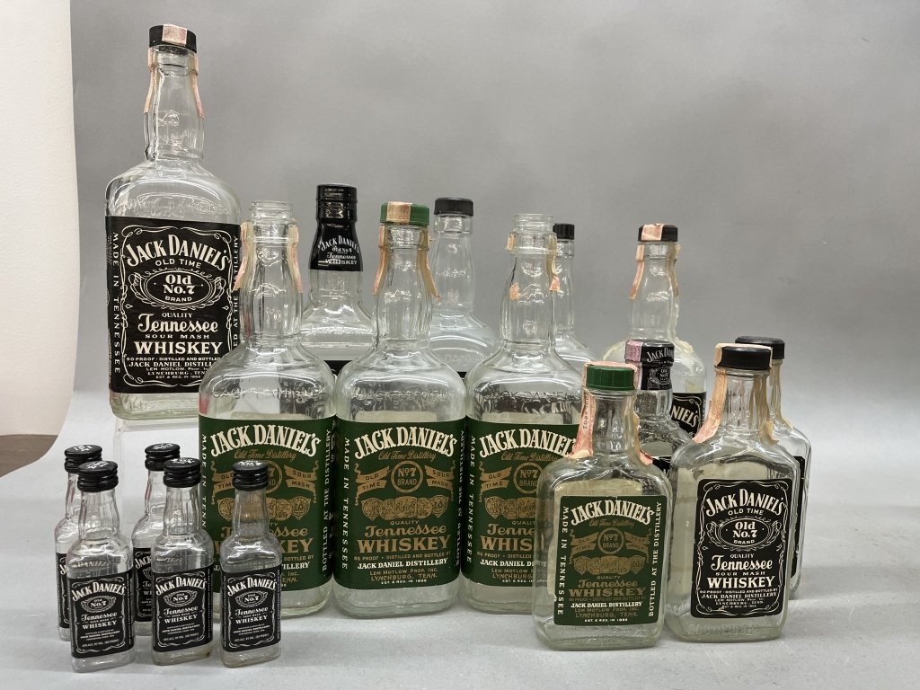 Property photo 332 - TIMED ONLINE ONLY PERSONAL PROPERTY AUCTION IN ALLEN COUNTY, INDIANA