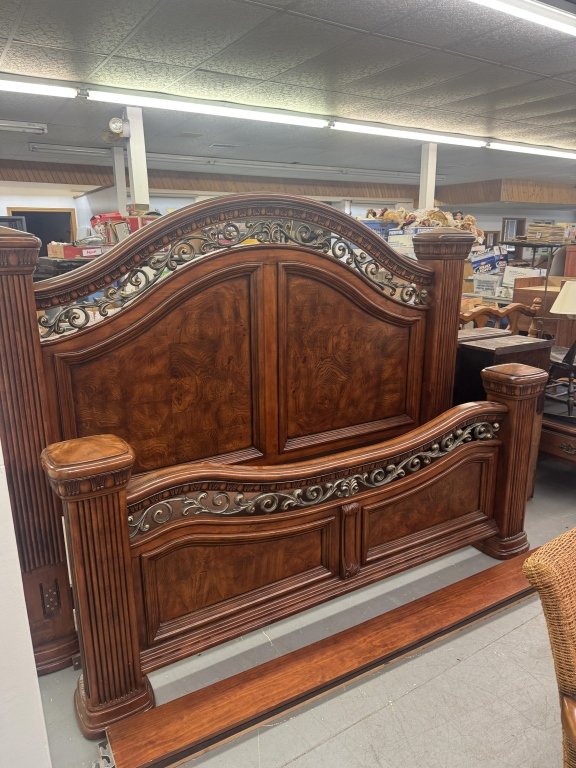 Property photo 389 - TIMED ONLINE ONLY PERSONAL PROPERTY AUCTION IN ALLEN COUNTY, INDIANA