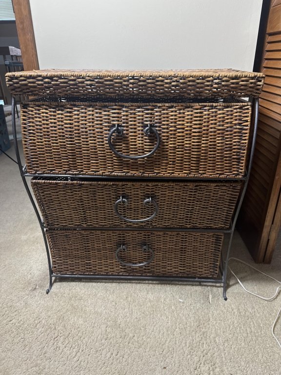 Property photo 153 - TIMED ONLINE ONLY PERSONAL PROPERTY AUCTION IN ALLEN COUNTY, INDIANA