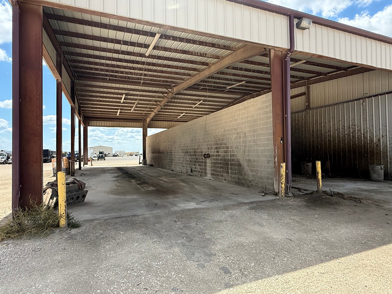 Property photo 137 - TEXAS INDUSTRIAL PROPERTY LIQUIDATION - OIL & GAS YARD LOCATIONS ACROSS TEXAS