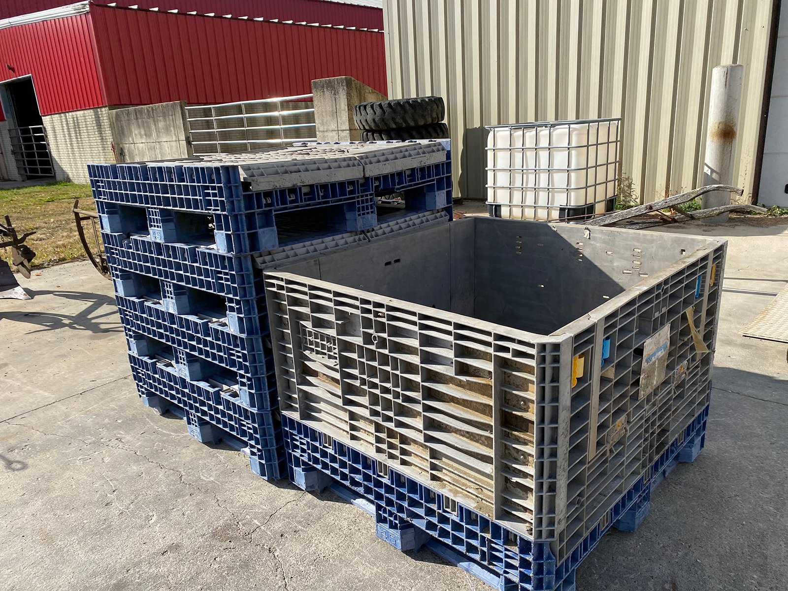 Property photo 1 - TIMED ONLINE ONLY SMALL EQUIPMENT AUCTION
