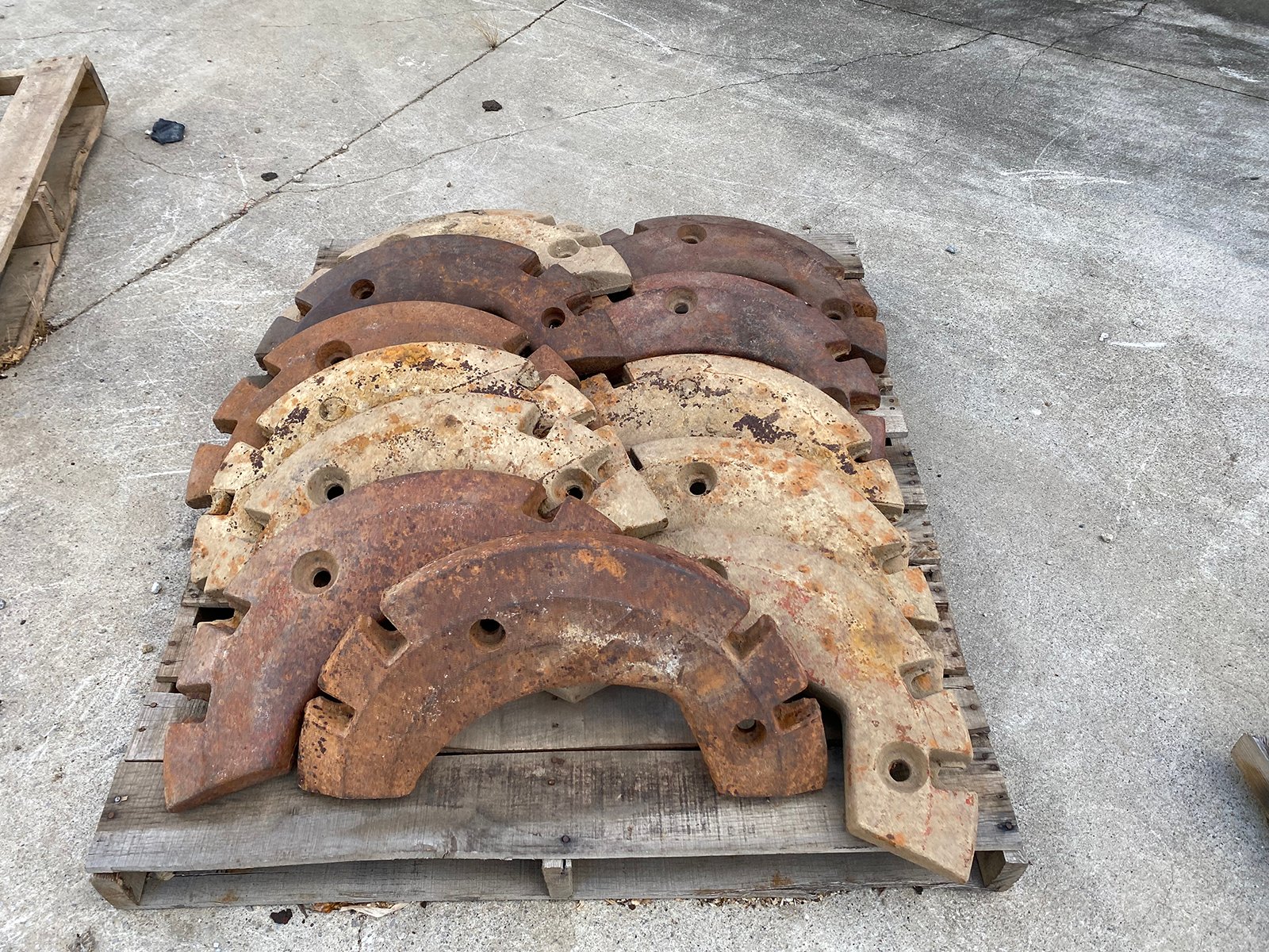 Property photo 28 - TIMED ONLINE ONLY SMALL EQUIPMENT AUCTION